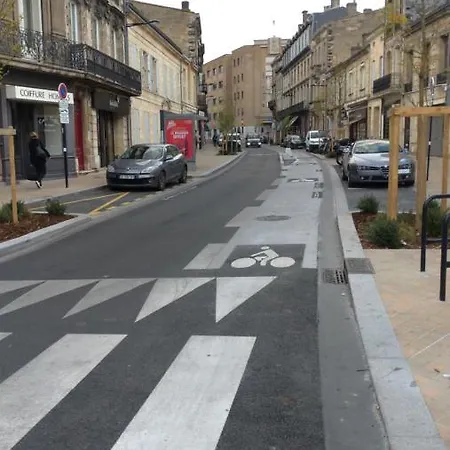 En Duplex-aircon-terrasse-parking-calme Apartment Bordeaux