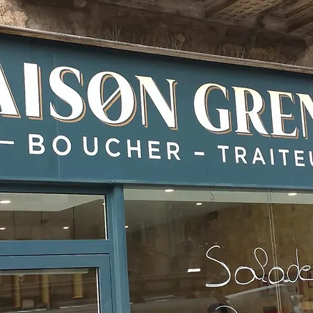 En Duplex-aircon-terrasse-parking-calme