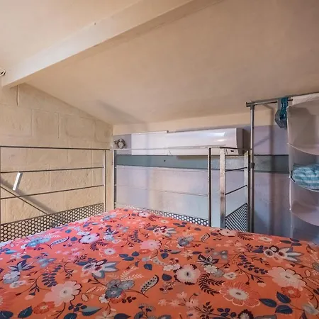 En Duplex-aircon-terrasse-parking Gratuit-calme Bordeaux
