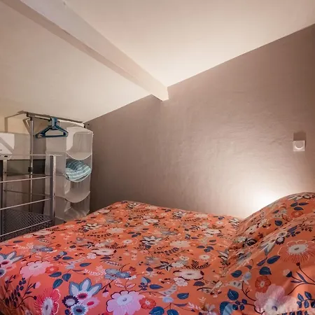 Appartement En Duplex-aircon-terrasse-parking-calme