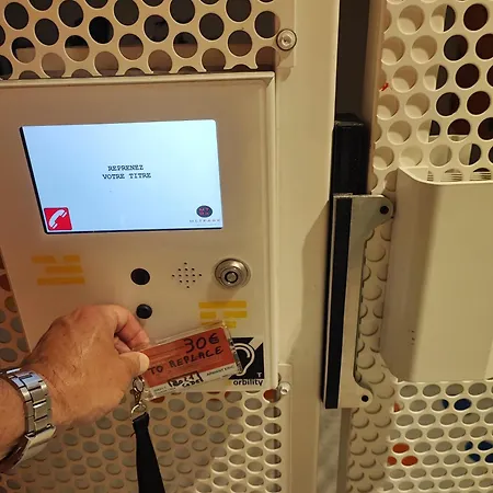 En Duplex-aircon-terrasse-parking-calme *