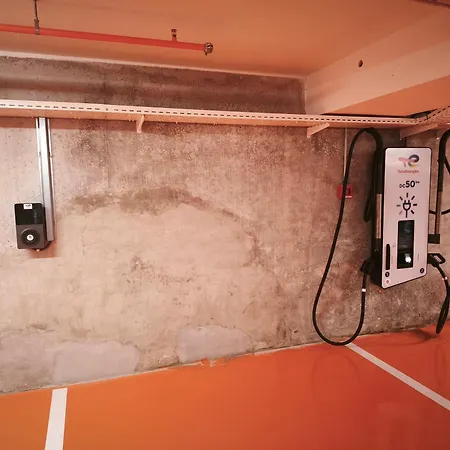 شقة En Duplex-aircon-terrasse-parking Gratuit-calme