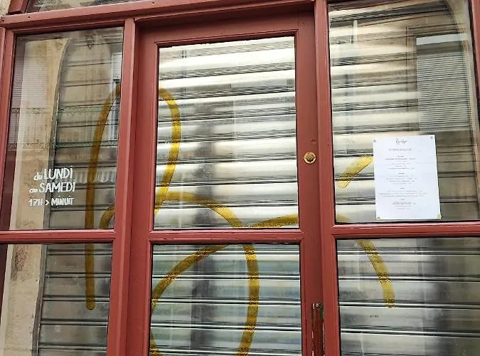 En Duplex-aircon-terrasse-parking Gratuit-calme Lägenhet Bordeaux