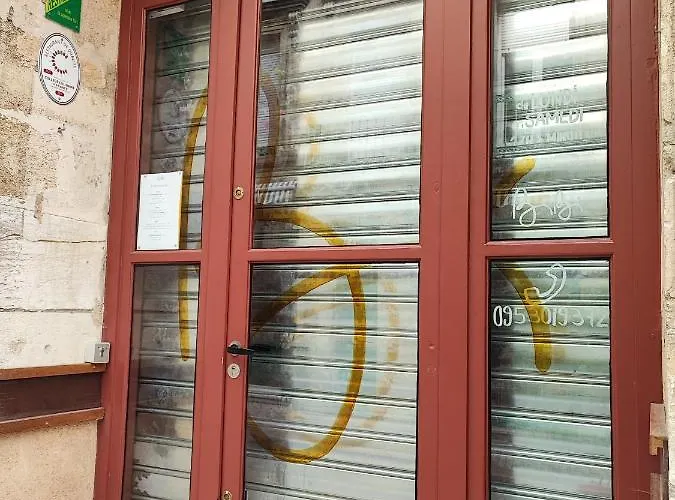 Appartement En Duplex-aircon-terrasse-parking Gratuit-calme Bordeaux