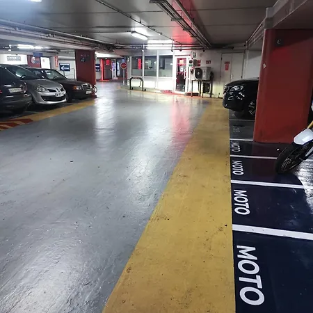 En Duplex-aircon-terrasse-parking Gratuit-calme *