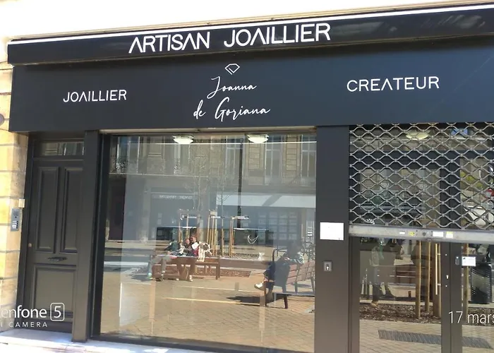 En Duplex-aircon-terrasse-parking Gratuit-calme 아파트 *