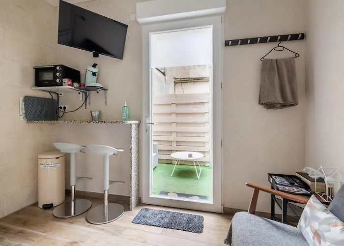 En Duplex-aircon-terrasse-parking Gratuit-calme 보르도